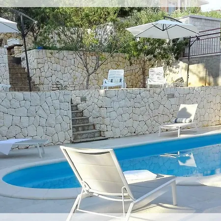 With Pool Near 스플리트